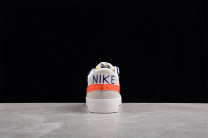 Blazer Low ’77 White / Blue / Red