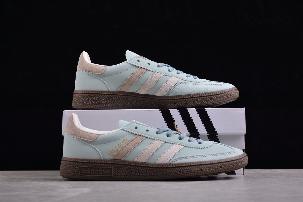 Handball Spezial Kith x Blue / Light Blue / Tan