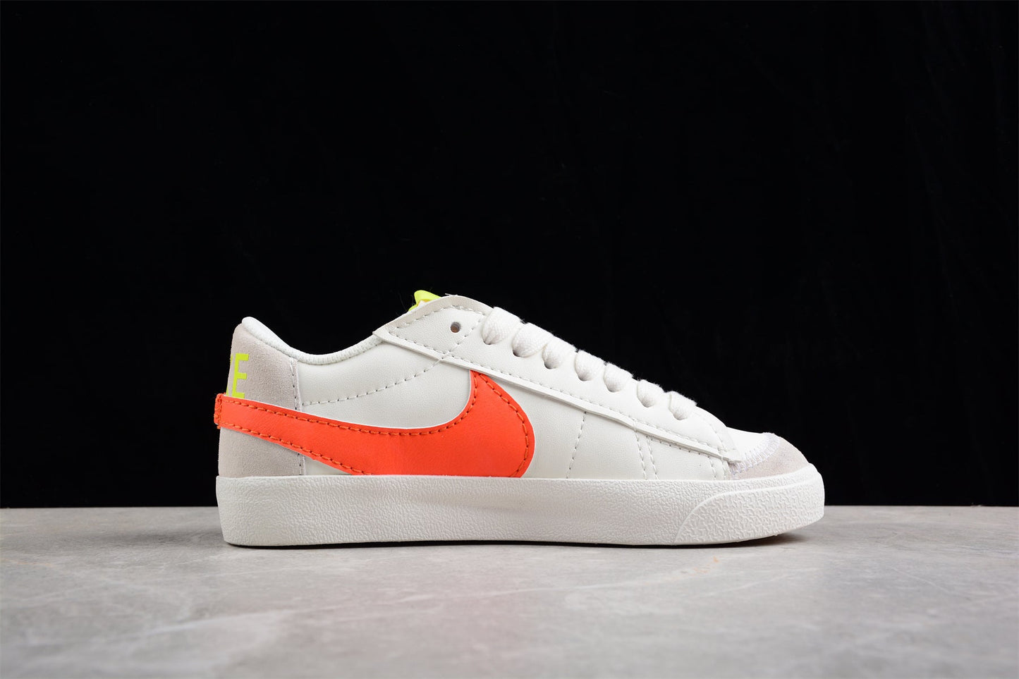 Blazer Low ’77 White / Orange / Lime Green