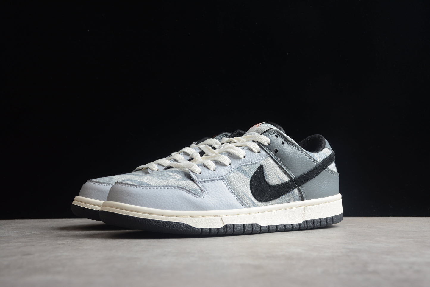 Dunk Low Grey / Off Noir