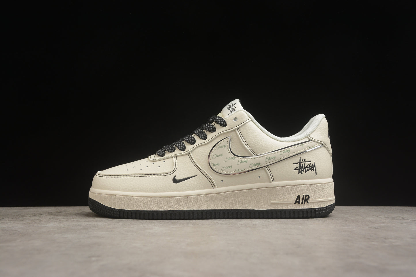 Air Force 1 ’07 Beige / Black