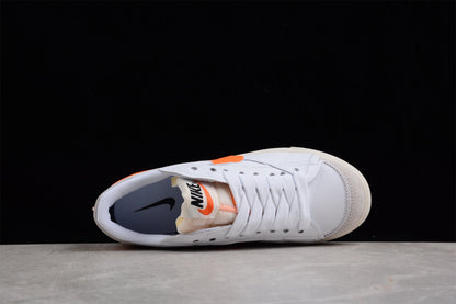 Blazer Low ’77 White / Orange