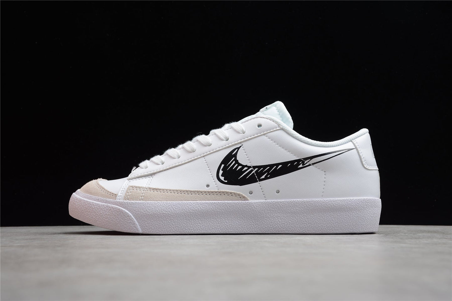 Blazer Low ’77 White / Black