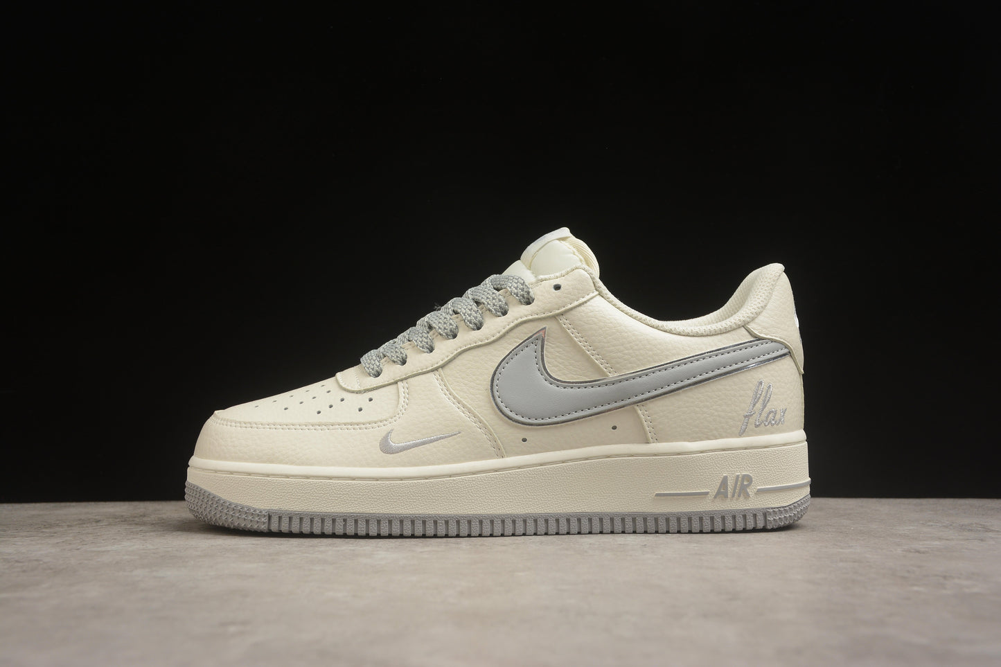 Air Force 1 ’07 Cream Beige / Light Sail
