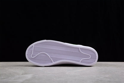 Blazer Low ’77 White / Green