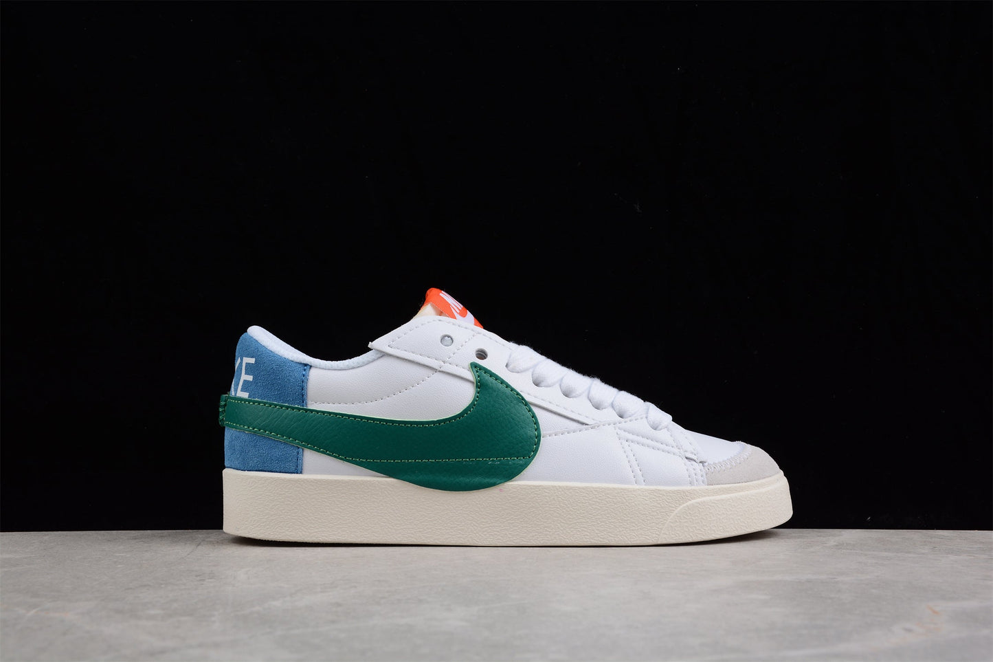Blazer Low ’77 White / Green / Blue