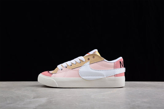 Blazer Low ’77 Pink / Beige / White